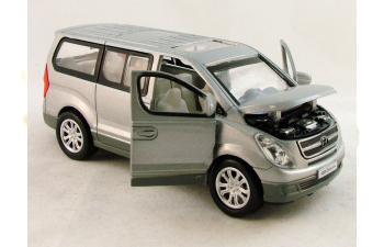 HYUNDAI Grand Starex, n.4666 1:38, серебристый