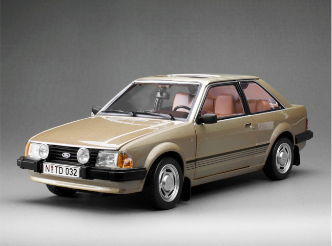 FORD Escort Mark III Ghia (1983), quartz gold 