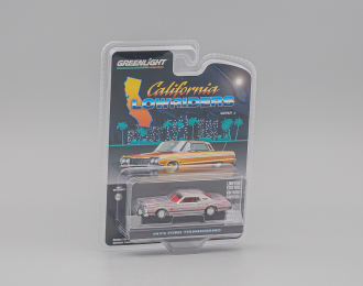 (Greenlight!) FORD Thunderbird Custom 1973, red / silver