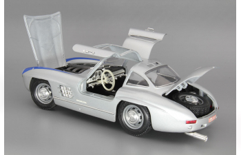 MERCEDES-BENZ 300 SL, silver / blue