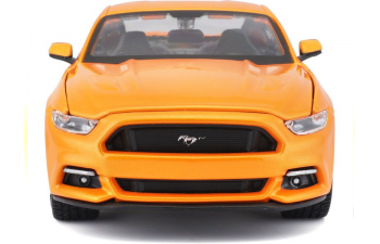 FORD Mustang GT, orange