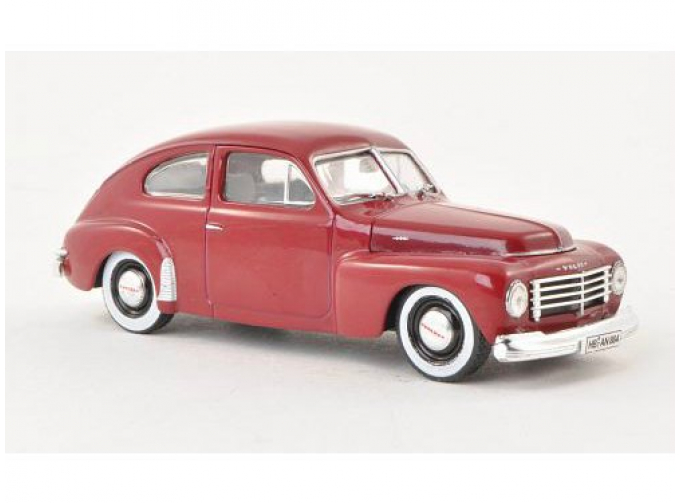 VOLVO PV444 (1943), red