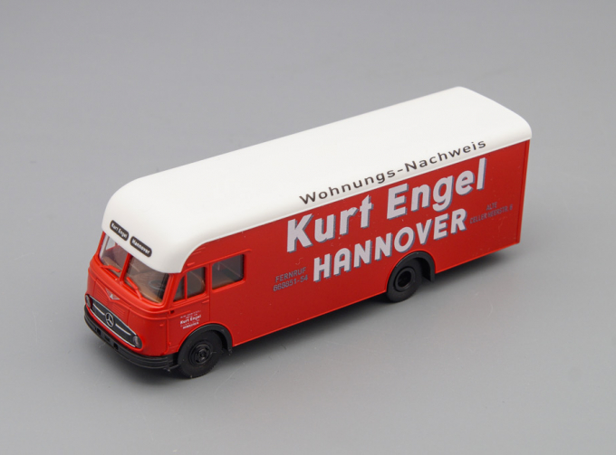 MERCEDES-BENZ LP 322 Kurt Engel HANNOVER, red