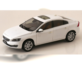 VOLVO S60 L, whitemetallic