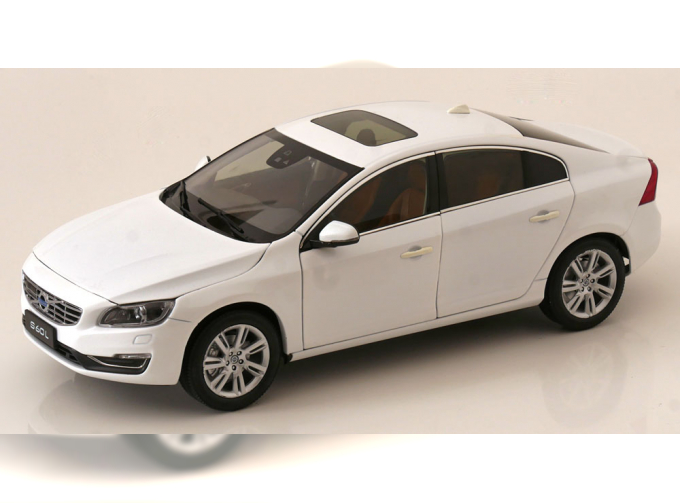 VOLVO S60 L, whitemetallic