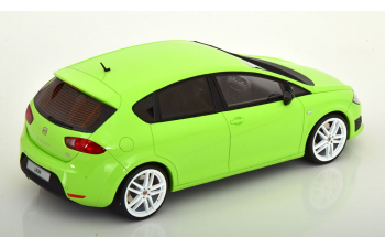 SEAT Leon Cupra R (2010), light green