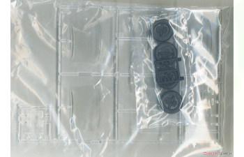 Сборная модель Isuzu 117 Coupe Поздняя версия (☆☆XE) с крутой фигурой девушки-красавицы