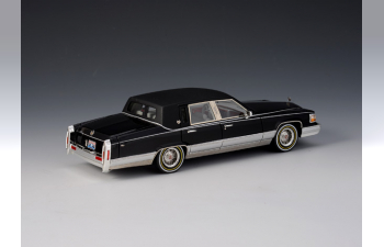 CADILLAC Brougham 1991, black