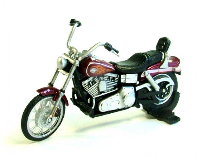 HARLEY DAVIDSON Dyna Wide Glide, dark red