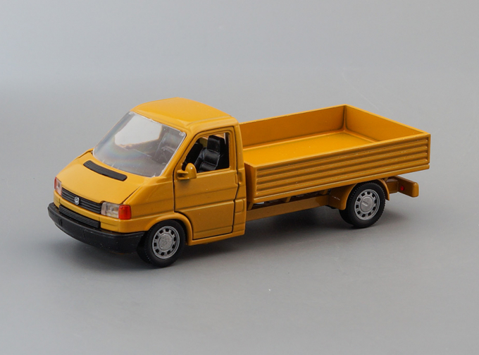 VOLKSWAGEN Transporter IV, yellow