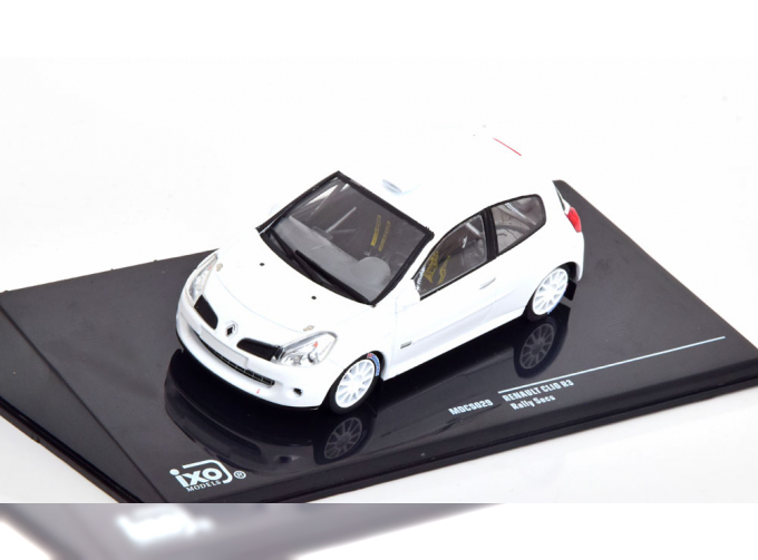 RENAULT Clio R3, weiß