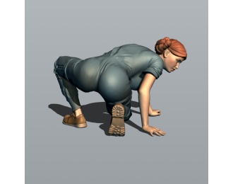 Фигурка 769 Женщина автомеханик 5, окрашенная