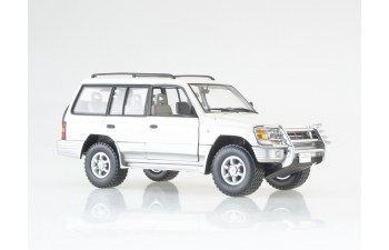 Mitsubishi Montero Long 3.5 V6, 1998