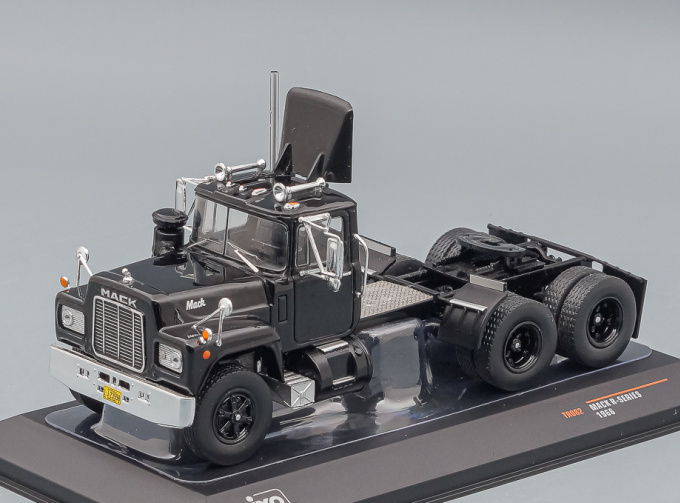 (Б/У) MACK R-Series (1966), black