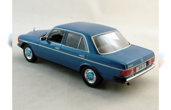 MERCEDES-BENZ 200 D (1976), Mercedes-Benz Offizielle Modell-Sammlung 27, синий