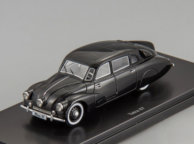 Tatra 87 (1940), black