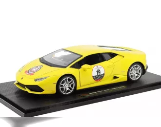 LAMBORGHINI Huracan Performante (2019), yellow