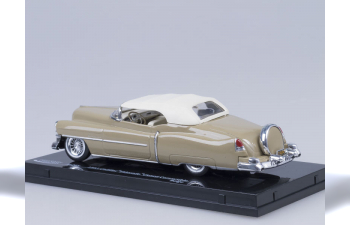 CADILLAC Eldorado Closed Convertible (1953), beige