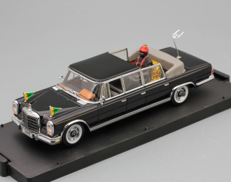 MERCEDES-BENZ 600 Landaulet African King, black