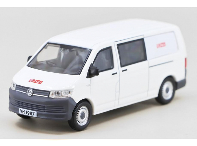 VOLKSWAGEN T6 Transporter KMB, white