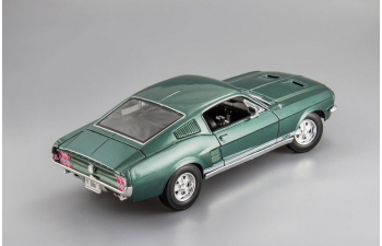 FORD Mustang GTA Fastback (1967), green metallic