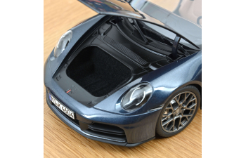 PORSCHE 911 Carrera Cabriolet (992.2) (2025), Yachting Blue Metallic