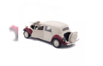 CITROEN Traction 11CV (1938), beige / brown