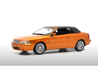 Volvo C70 Convertible reedition, Saffran