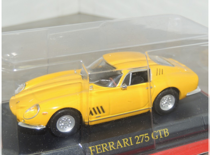 Ferrari 275 GTB 1964 (yellow)