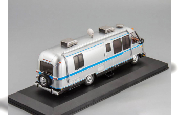 кемпер AIRSTREAM Excella 280 Turbo (1981), silver / blue