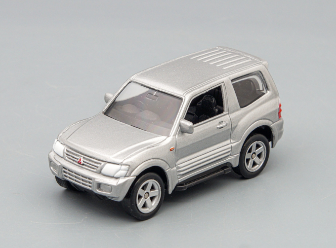 MITSUBISHI Pajero, silver