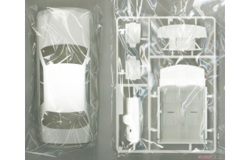 Сборная модель Toyota Crown Majesta UZS155 V8 4000 C Type i-Four