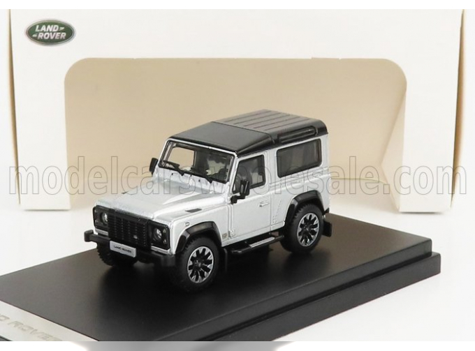 LAND ROVER Defender 90 Works V8 70th Edition 2018, Silver