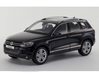 VOLKSWAGEN Touareg Deep black Pearl Effect V6 FSI, black