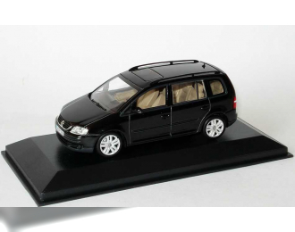 VOLKSWAGEN Touran (2003), черный металлик