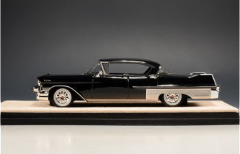 CADILLAC Fleetwood Sixty Special (1957), Black