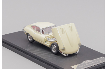 JAGUAR E-type HardTop (1961), beige