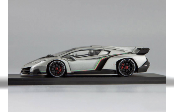 LAMBORGHINI Veneno, grey metallic with white stripe