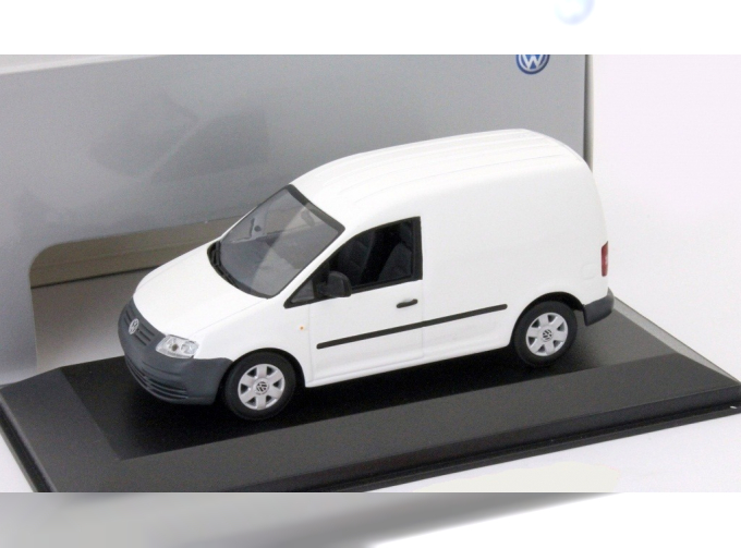 VOLKSWAGEN Caddy, white