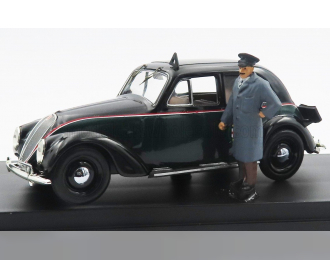 FIAT 1500 6c Taxi Roma With Driver (1940), Grey