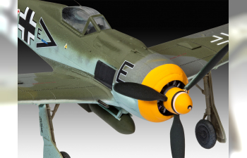 Сборная модель Немецкий истребитель-бомбардировщик Focke-Wulf Fw 190F-8