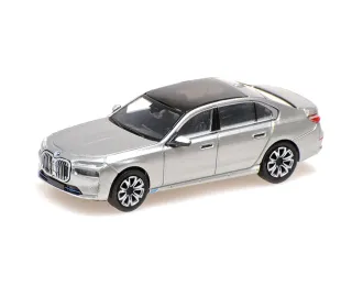 BMW 7-Series i7 (2023), silver metallic