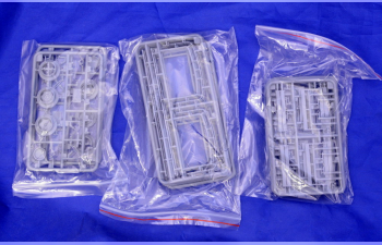 Сборная модель 3Ro итальянский грузовик - перевозчик войск