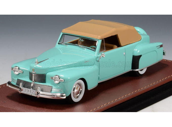 LINCOLN Continental Cabriolet Closed (1942), green / beige