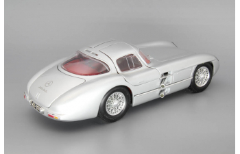 MERCEDES-BENZ 300 SLR, silver