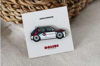 Значок Pin Lancia Delta *Tribute to Martini Livery*, white