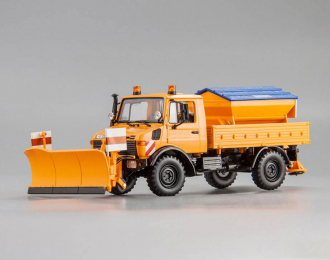 MERCEDES-BENZ Unimog 1300 L Schneepflug, orange