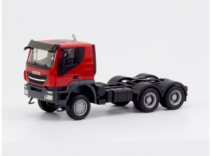 Iveco Trakker Tahač 6×6, red / black