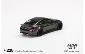 LB WORKS BMW M4 Purple Green