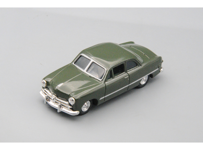 FORD Coupe (1949), green